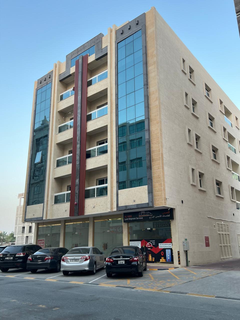 Building for Sale in Hamidiya