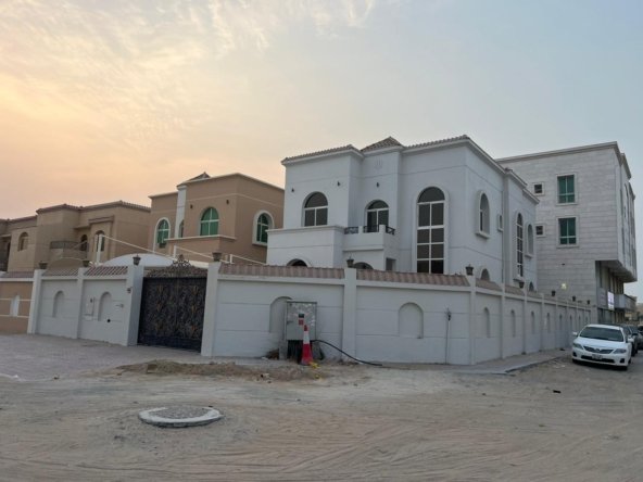 Corner Villa for Sale in Al Mowaihat 1, Ajman